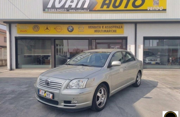 TOYOTA Avensis Verso 2.0 16V Benzina 2004
