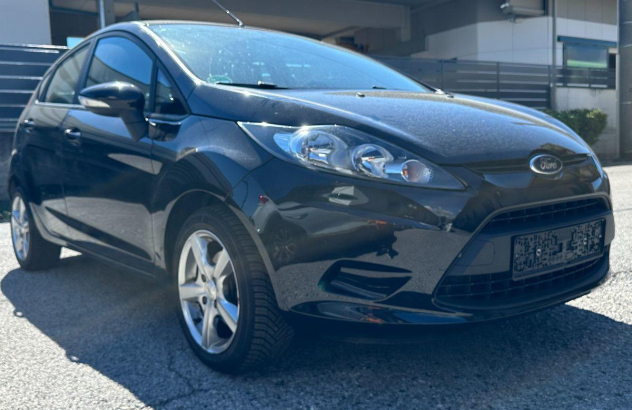 FORD Fiesta 1.2 16V 82CV 5p. Titanium Benzina 2010