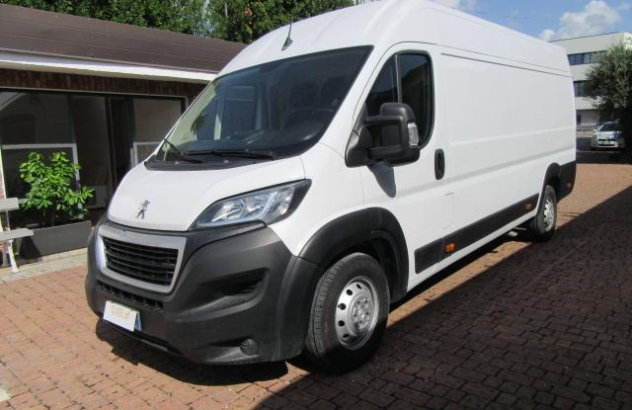 PEUGEOT Boxer  Diesel 2023