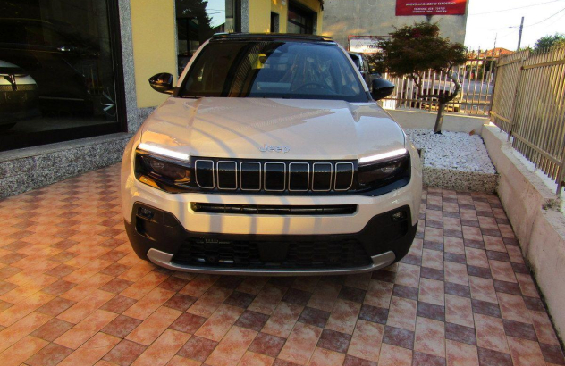 JEEP Avenger 1.2 Turbo Summit Elettrica-Benzina 2026