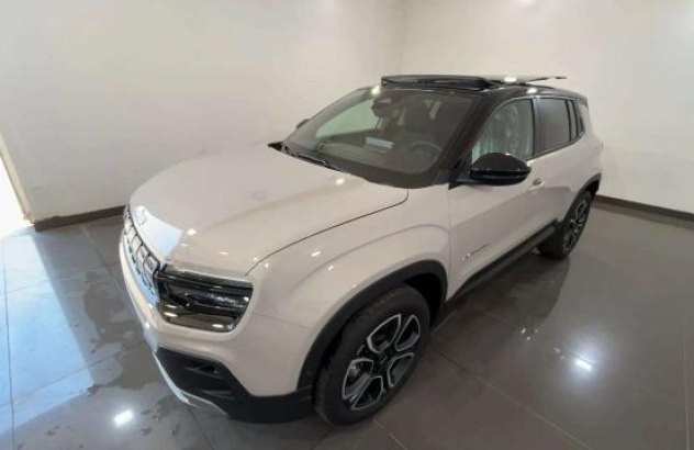 JEEP Avenger  Elettrica-Benzina 2025