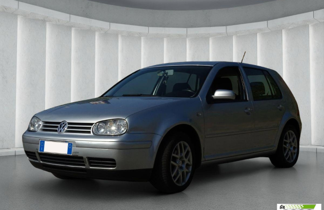 VOLKSWAGEN Golf 1.6 16V 3 porte Time Benzina 2003