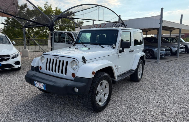 JEEP Wrangler 2.8 CRD DPF Sahara Diesel 2013