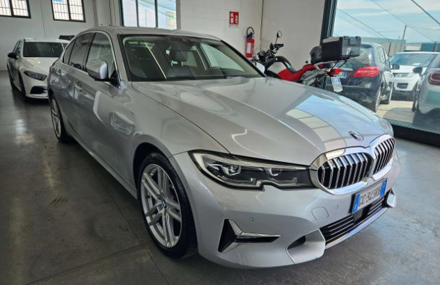 BMW Serie 3  Benzina 2020