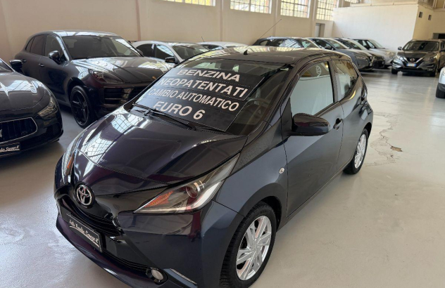 TOYOTA Aygo 1.0 VVT-i 69 CV 5p. x-play TSS MMT Benzina 2017