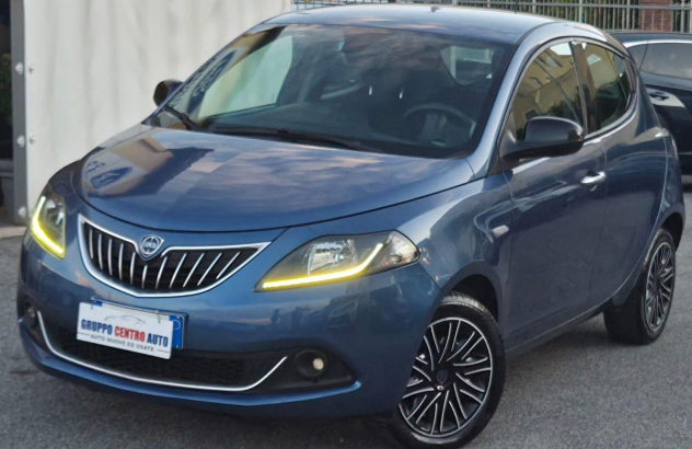 LANCIA Ypsilon 1.0 FireFly 5p.SeS Hyb. Gold Pl. Elettrica-Benzina 2022