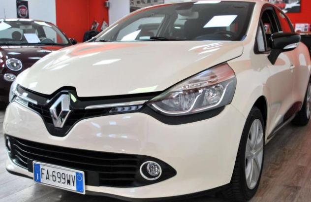 RENAULT Clio  Benzina 2015
