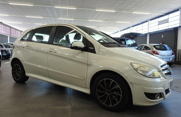 MERCEDES Classe B 170 NGT BlueEFFICIENCY Chrome Metano 2009