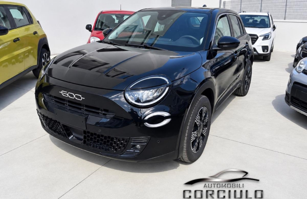 FIAT 600 Hybrid DCT MHEV Elettrica-Benzina 2025