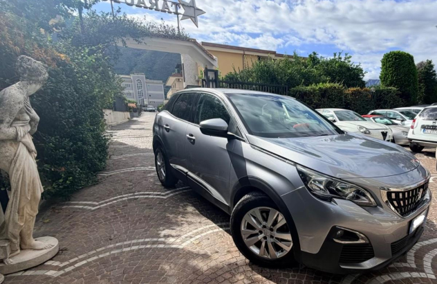 PEUGEOT 3008 BlueHDi 150 SeS Business Diesel 2019