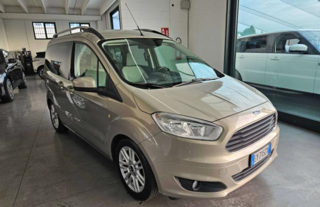 FORD Tourneo Courier  Diesel 2015