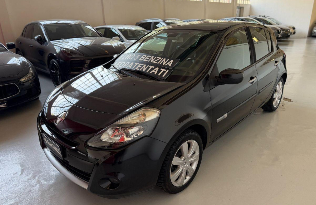 RENAULT Clio 1.2 TCE 100 CV 5p. Luxe Benzina 2010