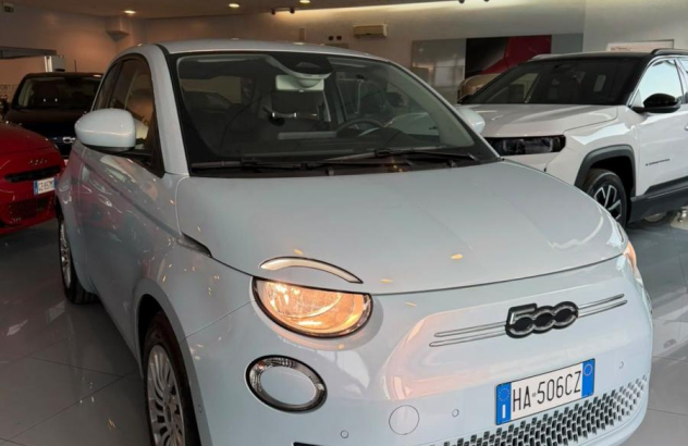 FIAT 500 E 500 Icon Berlina Elettrica 2025