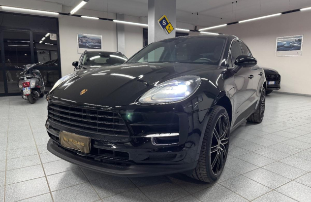 PORSCHE Macan 2.0 Benzina 2020