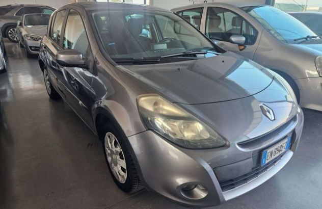 RENAULT Clio  Diesel 2012