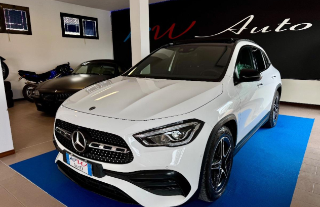 MERCEDES Classe GLA 200 d Automatic 4Matic Premium Diesel 2021