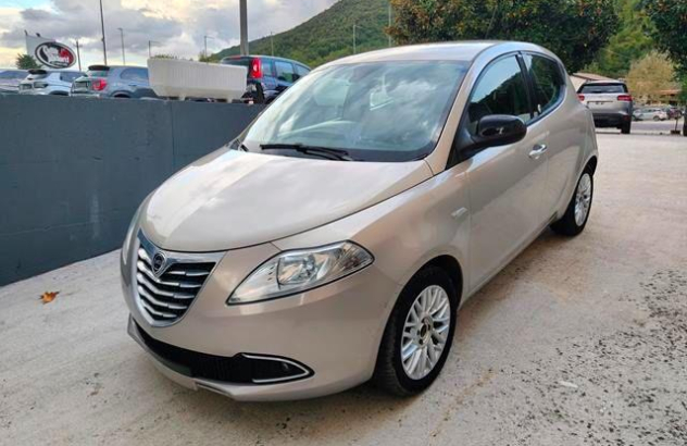 LANCIA Ypsilon  GPL 2013