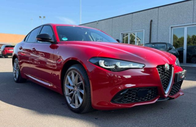 ALFA ROMEO Giulia  Benzina 2023