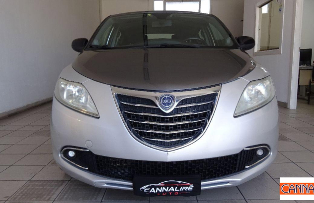 LANCIA Ypsilon 0.9 T.Air 85 CV 5 porte SeS Silver Benzina 2011