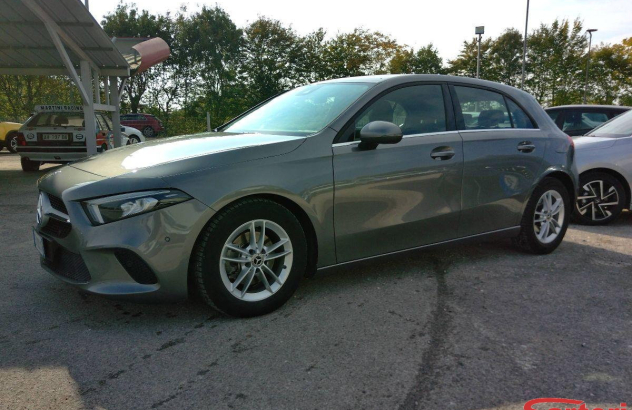 MERCEDES Classe A A 180 d Business Diesel 2019