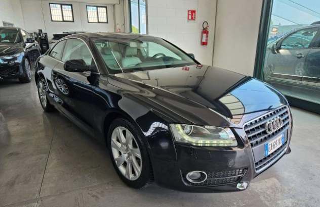 AUDI A5  Benzina 2010