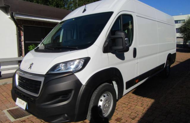 PEUGEOT Boxer  Diesel 2023