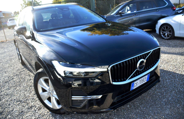 VOLVO XC60 B4 (d) automatico Core Elettrica-Diesel 2024