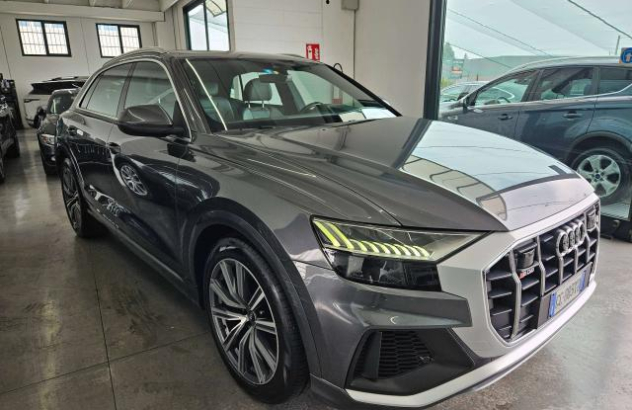 AUDI SQ8  Benzina 2020