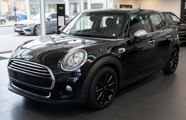 MINI Mini Cooper 5 porte Diesel 2019
