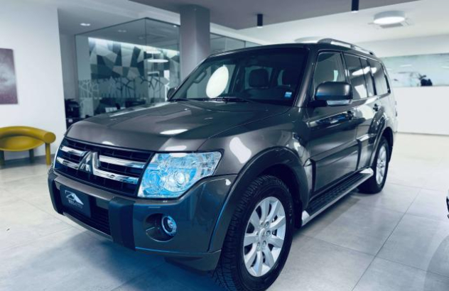 MITSUBISHI Pajero  Diesel 2011