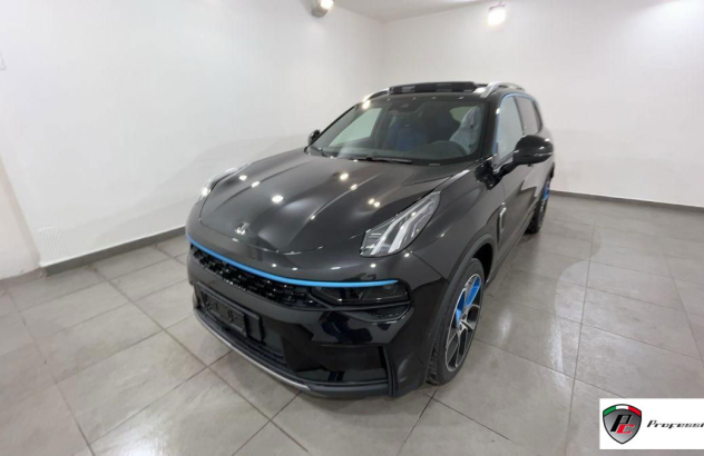 Lynk and co 01 PHEV Elettrica-Benzina 2024