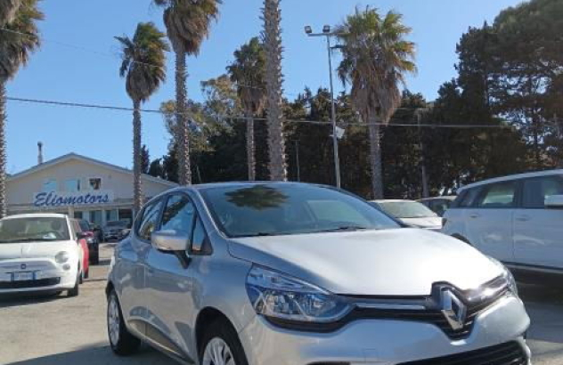 RENAULT Clio TCe 12V 75 CV 5 porte Business Benzina 2019