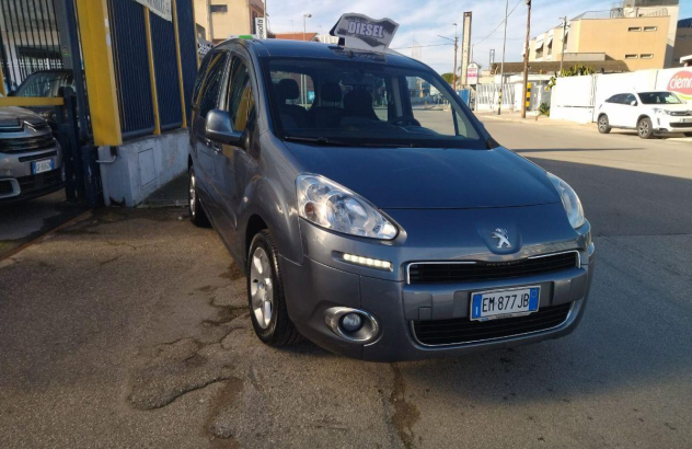 PEUGEOT Partner Tepee 1.6 HDi 92 CV Outdoor Diesel 2012