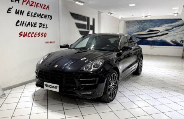 PORSCHE Macan  Benzina 2016