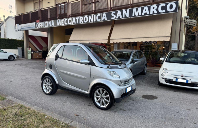 SMART Fortwo 700 coupé passion Benzina 2006