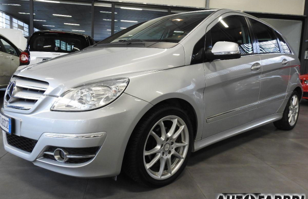 MERCEDES Classe B 170 BlueEFFICIENCY Sport Benzina 2009