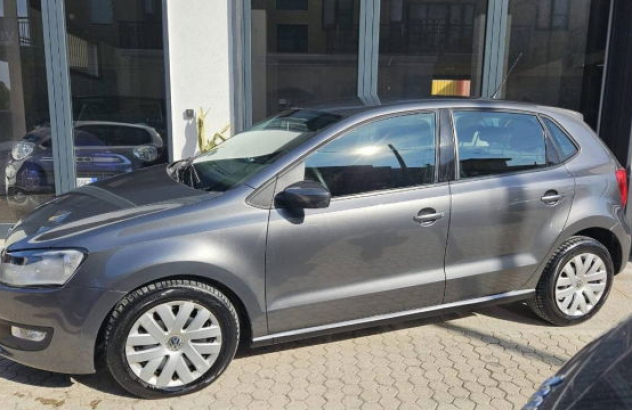 VOLKSWAGEN Polo  Benzina 2012