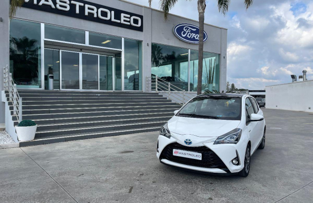TOYOTA Yaris 1.5 Hybrid 5p. Style Elettrica-Benzina 2018