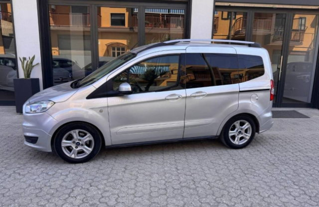 FORD Tourneo Courier  Diesel 2016