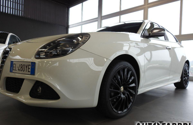 ALFA ROMEO Giulietta 1.6 JTDm-2 105 CV Distinctive Diesel 2011