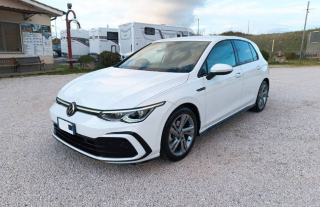 VOLKSWAGEN Golf  Elettrica-Benzina 2022