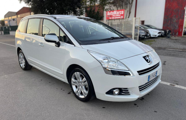 PEUGEOT 5008 1.6 HDi 115 CV Business Diesel 2013
