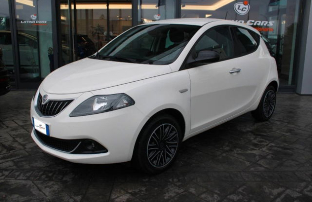 LANCIA Ypsilon  Elettrica-Benzina 2022