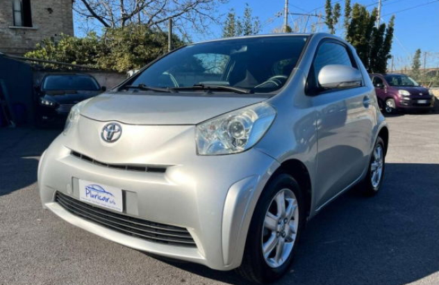 TOYOTA iQ  Benzina 2009