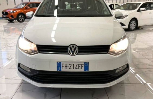 VOLKSWAGEN Polo  Benzina 2017