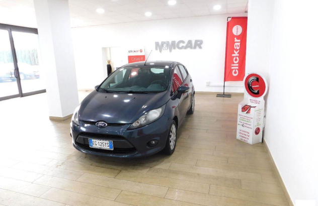 FORD Fiesta 1.4 16V 5p. Bz.- GPL Titanium Bs. GPL 2011