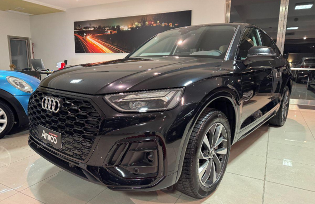 AUDI Q5 40 TDI 204CV qu. S tr. Identity Black Diesel 2021