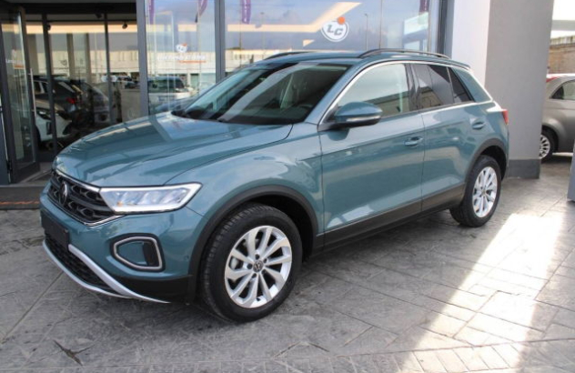 VOLKSWAGEN T-Roc  Benzina 2023