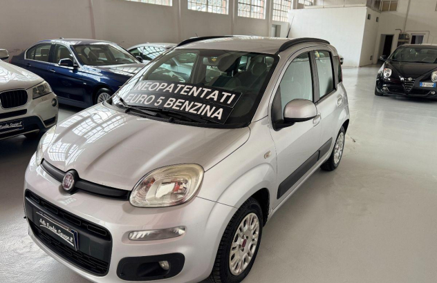 FIAT Panda 1.2 Lounge Benzina 2012