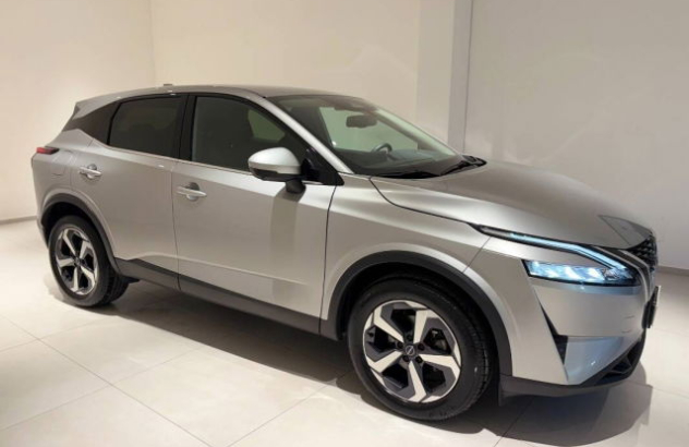 NISSAN Qashqai  Elettrica-Benzina 2024